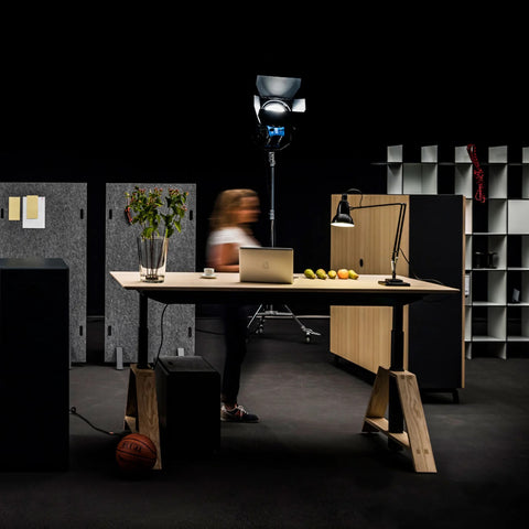 Höhenverstellbarer Schreibtisch